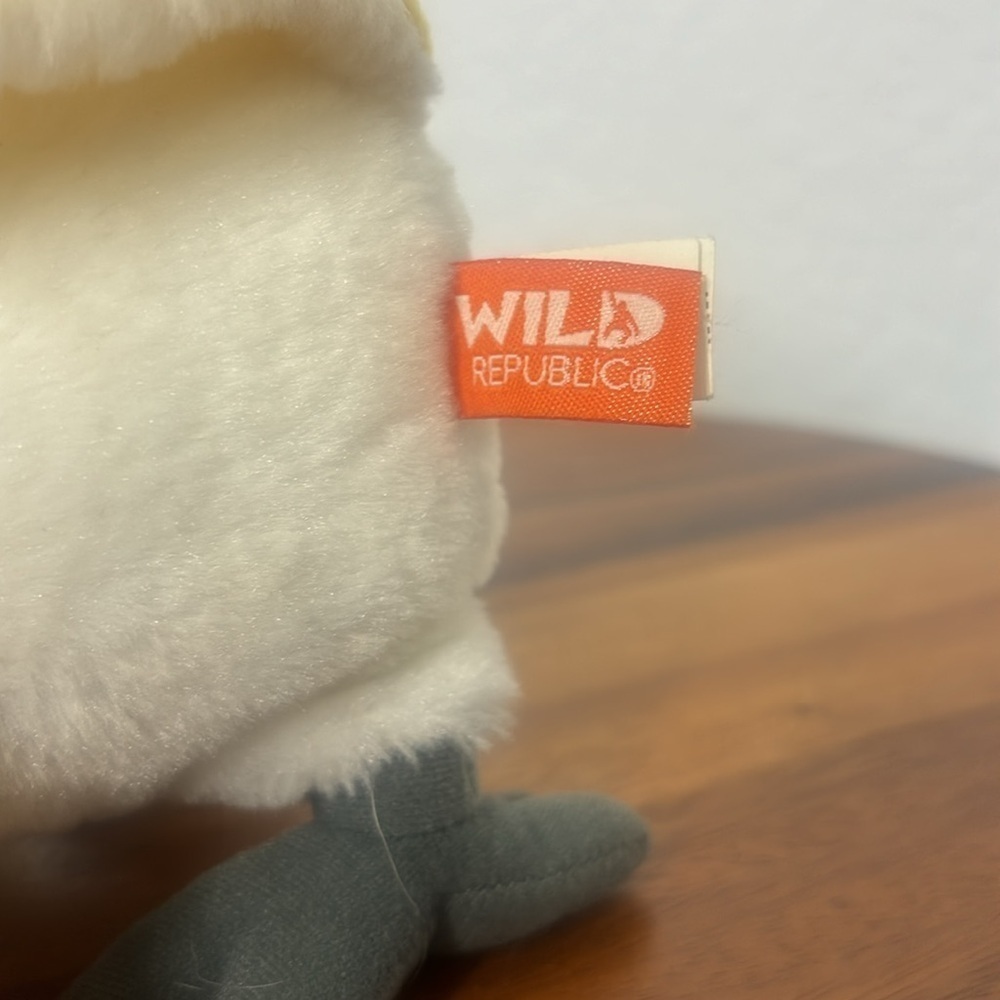 Wild Republic Cuddlekins mini Sulphur Crested Cockatoo stuffed animal - Picture 9 of 11
